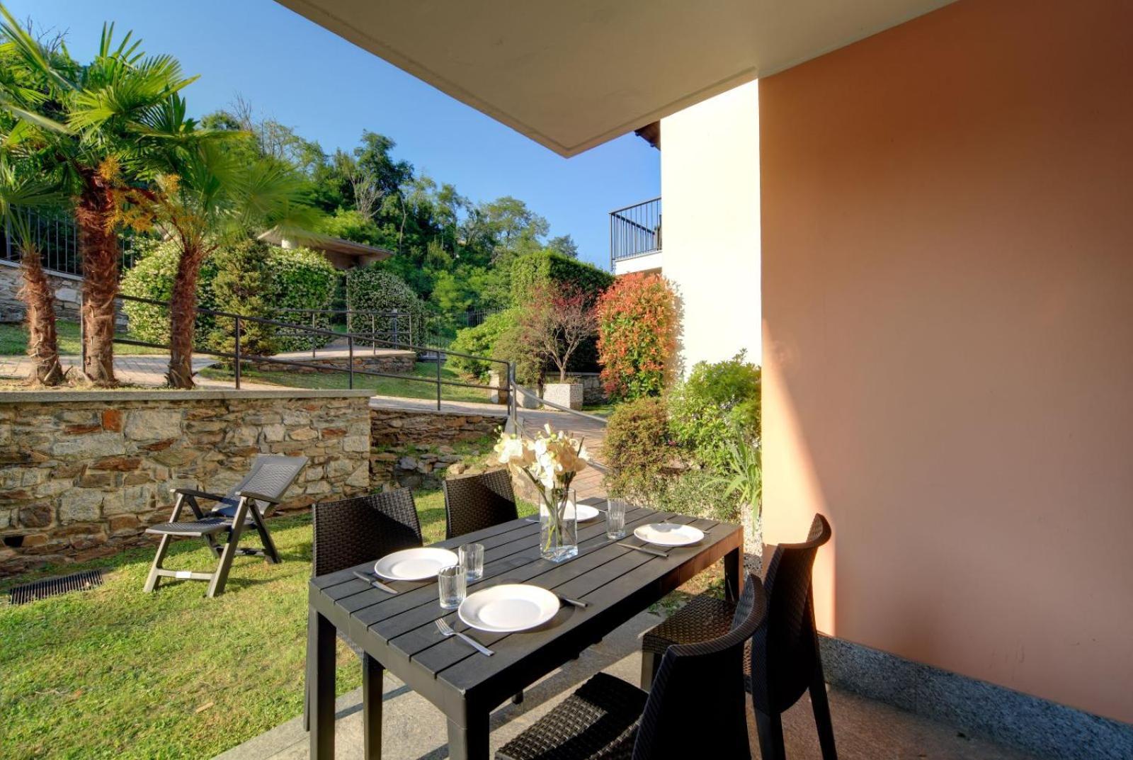Residence Isolino Verbania Exterior photo