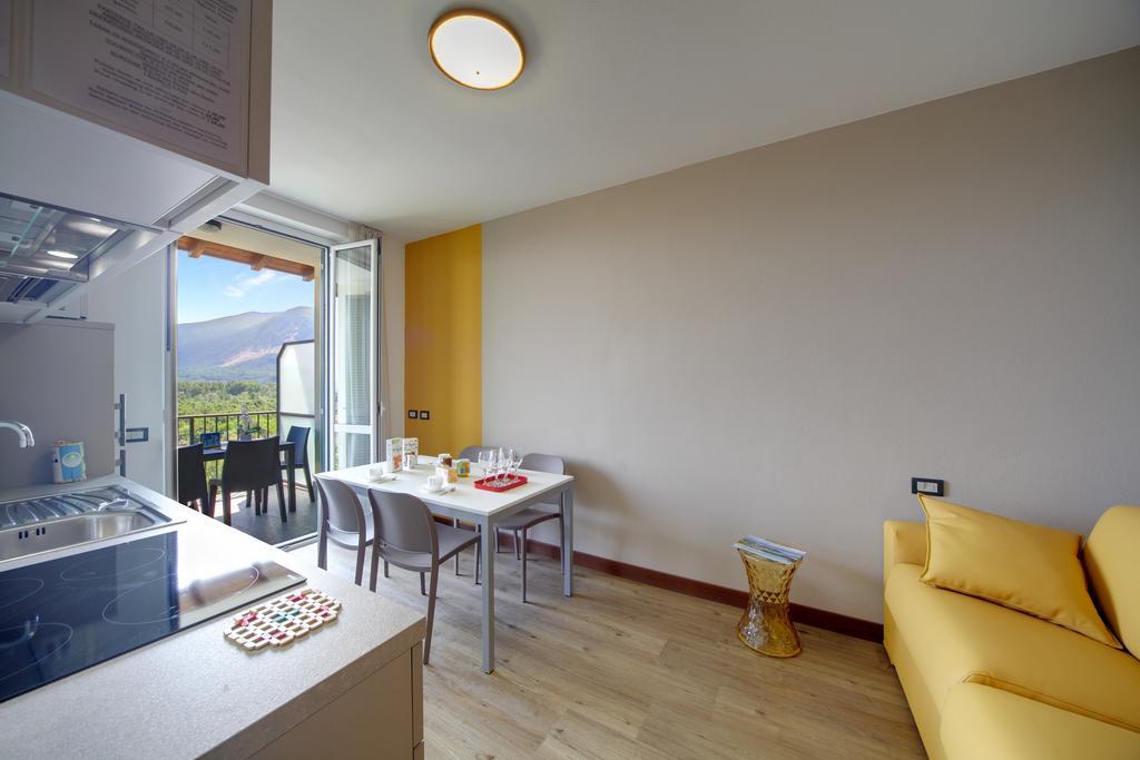 Residence Isolino Verbania Exterior photo