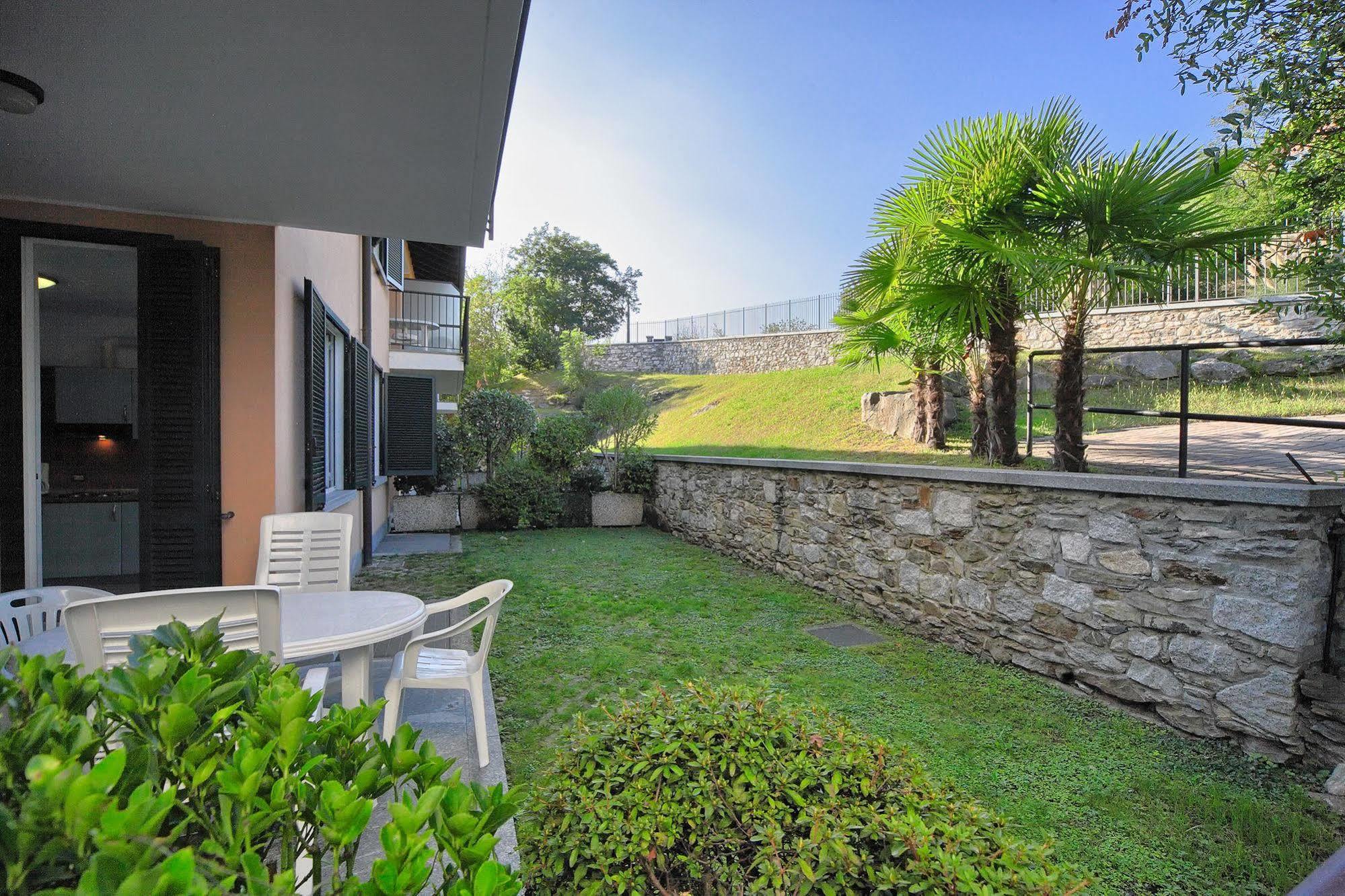 Residence Isolino Verbania Exterior photo