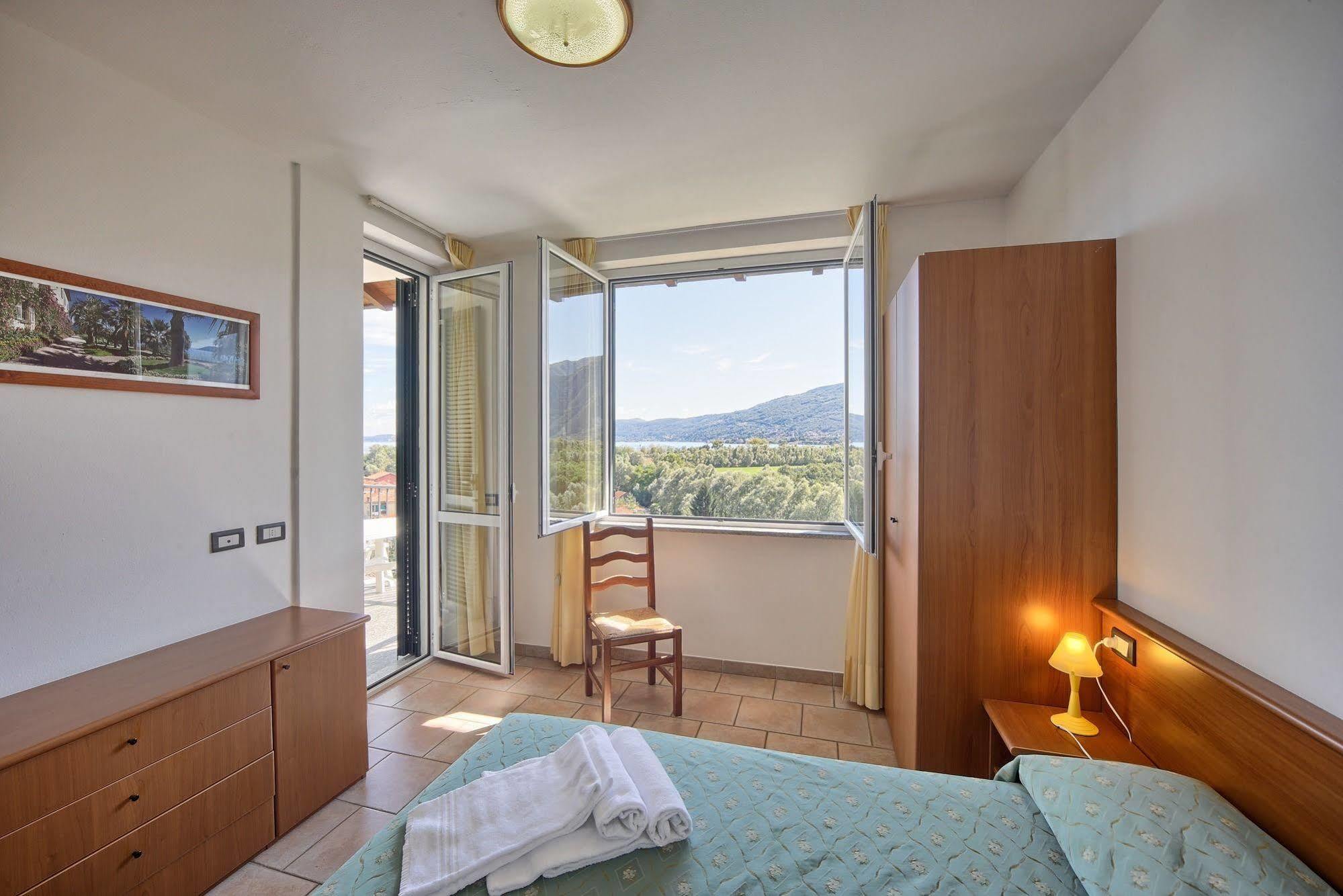 Residence Isolino Verbania Exterior photo