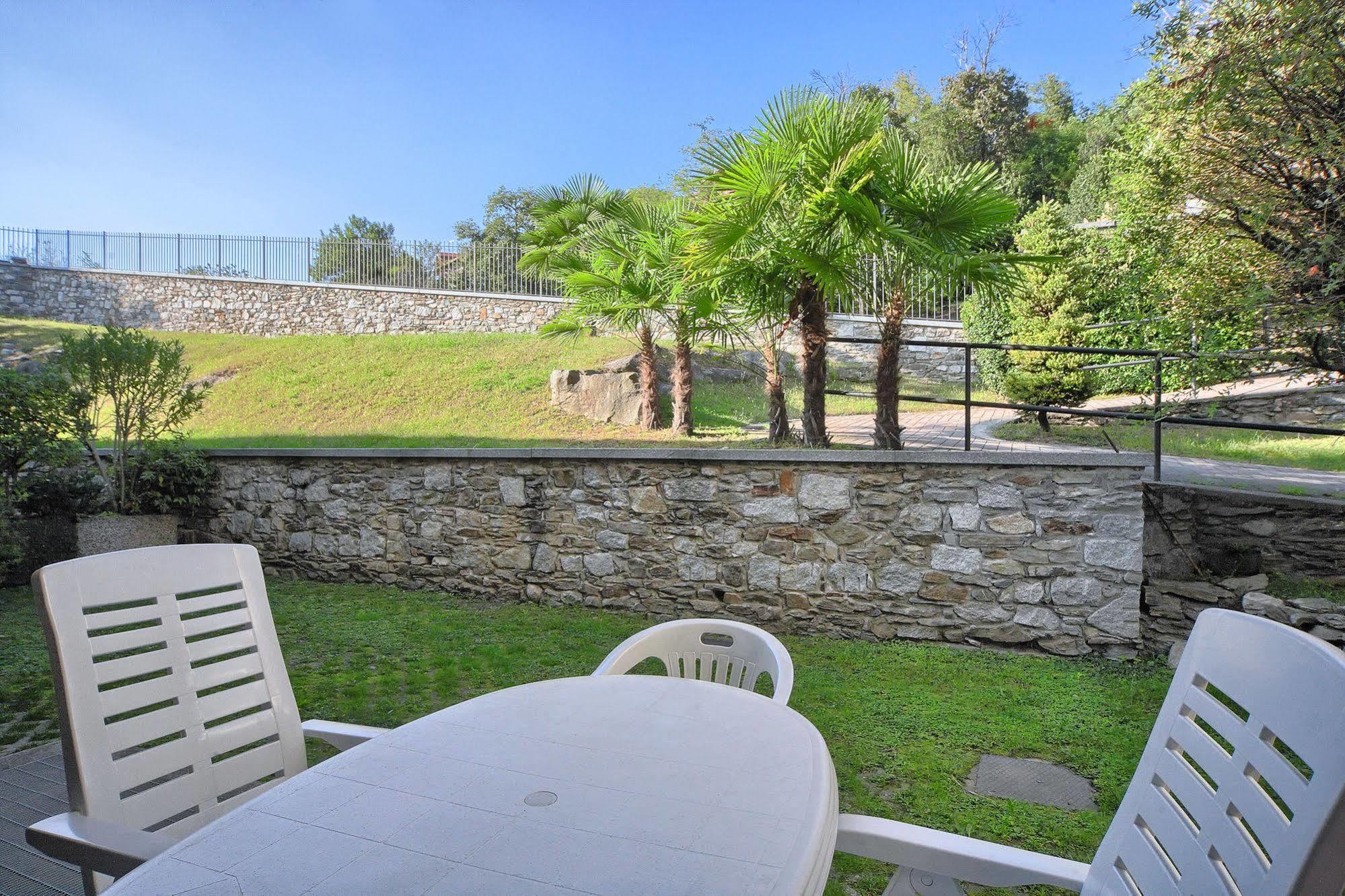 Residence Isolino Verbania Exterior photo